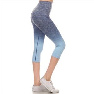 Ombré Capri Leggings🎁🎁SALE!🎁🎁